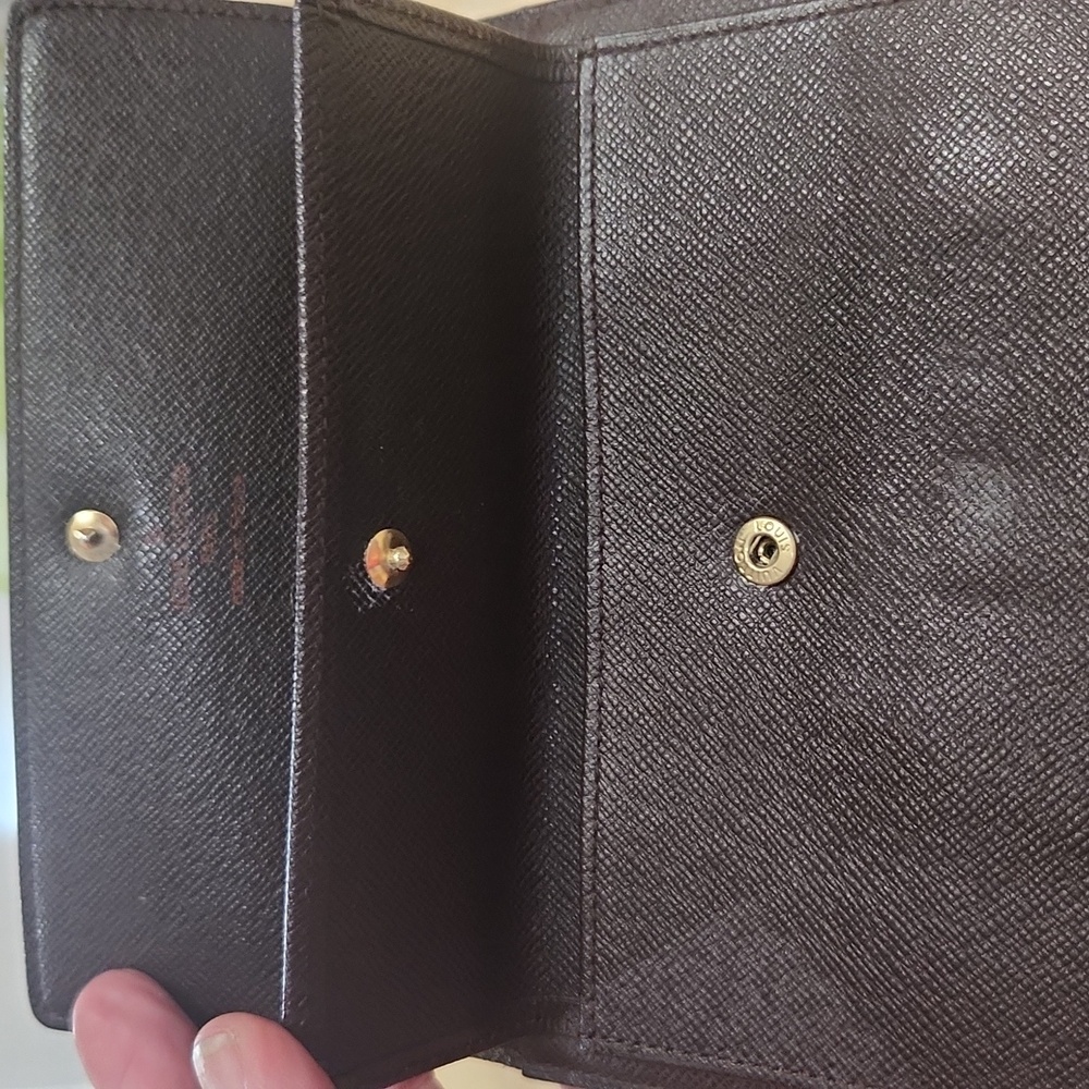 Louis Vuitton Damier Ebene Wallet - Picture 15 of 15